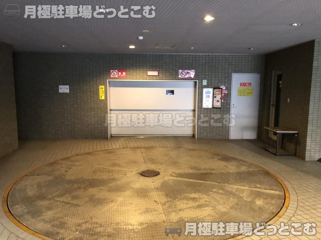 渋谷区円山町23-2の月極駐車場2