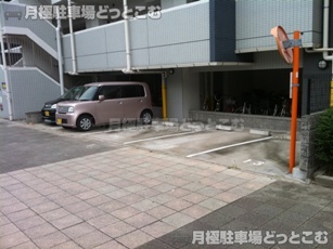 名古屋市熱田区伝馬1丁目2-9の月極駐車場1