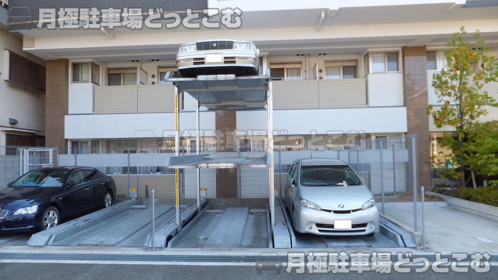 西宮市甲子園高潮町7-8の月極駐車場2