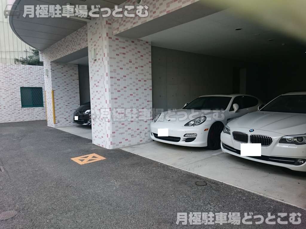 名古屋市中区富士見町5-7の月極駐車場2