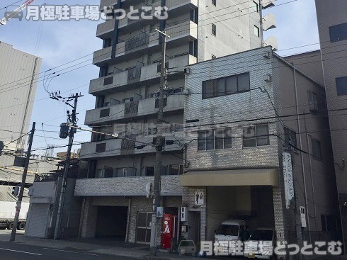 大阪市浪速区塩草三丁目9番27号の月極駐車場2