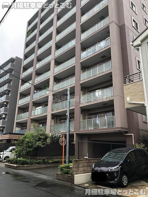 東大和市桜が丘2-212-4の月極駐車場1