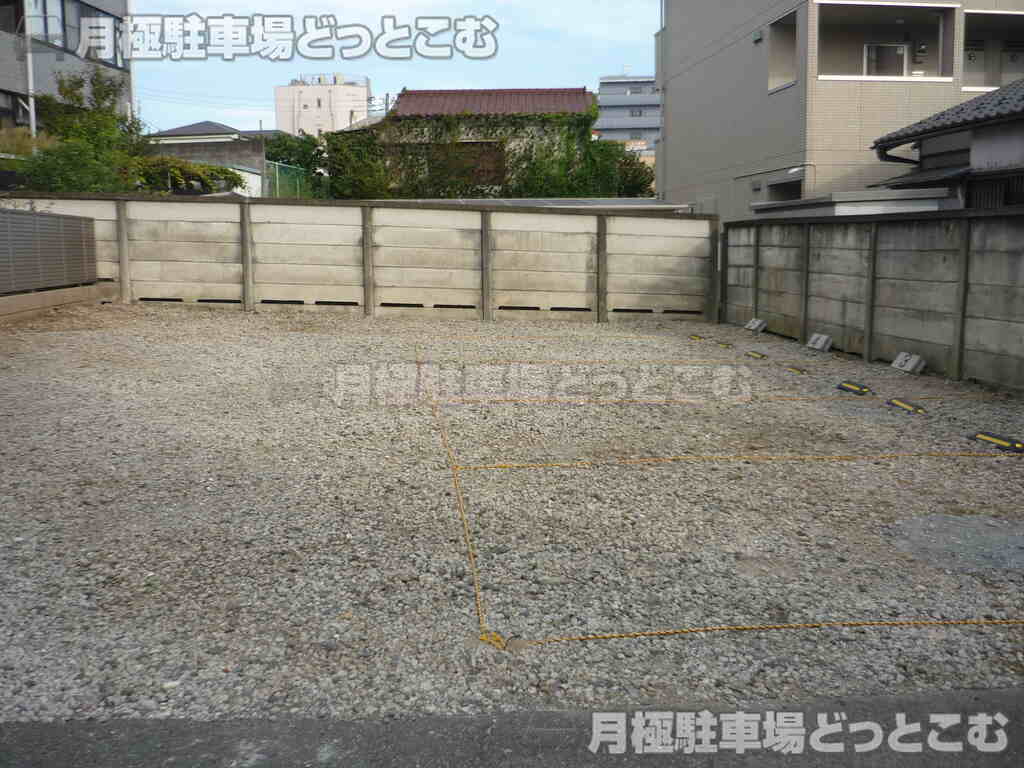 立川市柴崎町4－5－10の月極駐車場1