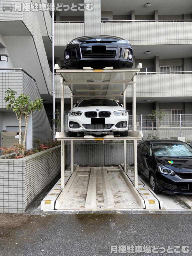 多摩市諏訪1-46-5の月極駐車場1