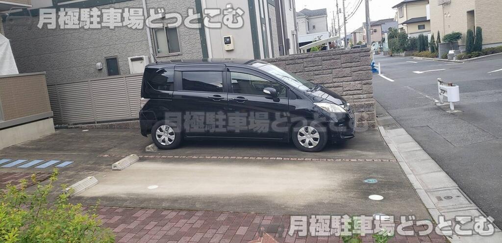 足立区舎人3丁目10-12の月極駐車場3