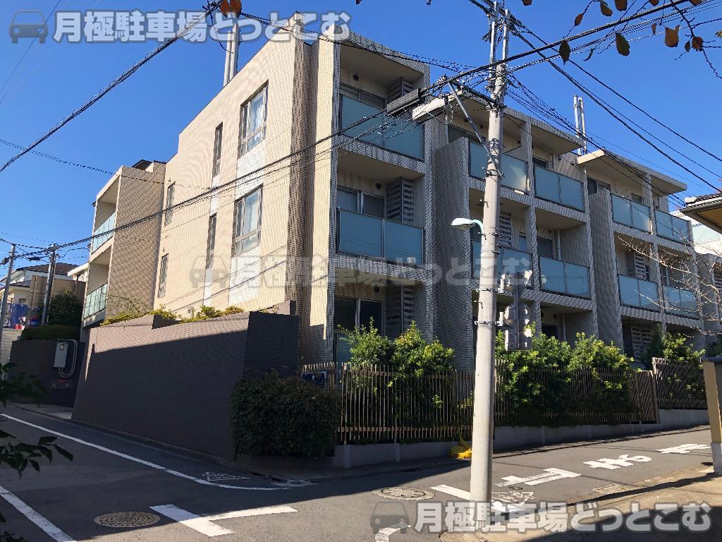 目黒区柿の木坂1-27-11の月極駐車場3