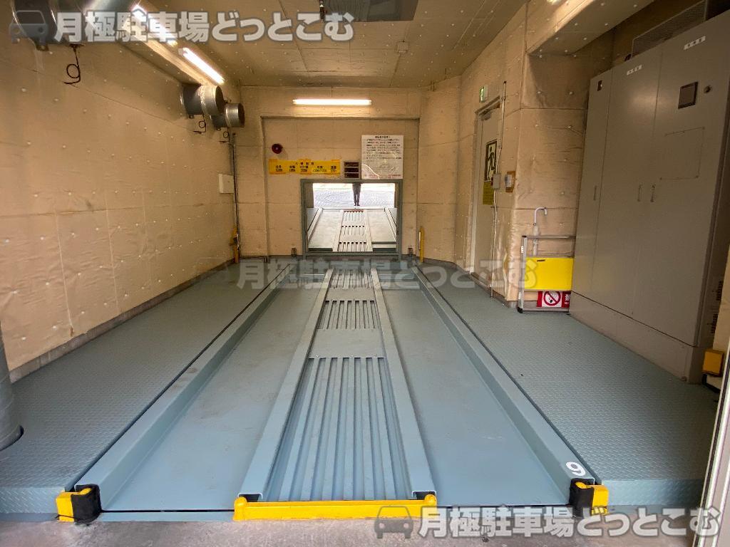 渋谷区代々木4-62-7の月極駐車場3