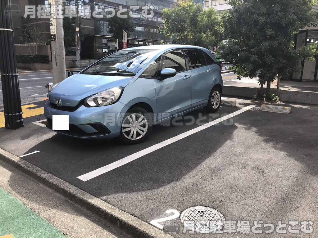 文京区千石4丁目1-18の月極駐車場2