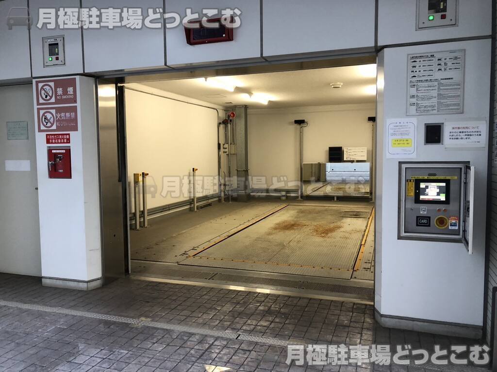 豊島区北大塚1丁目13-2の月極駐車場1