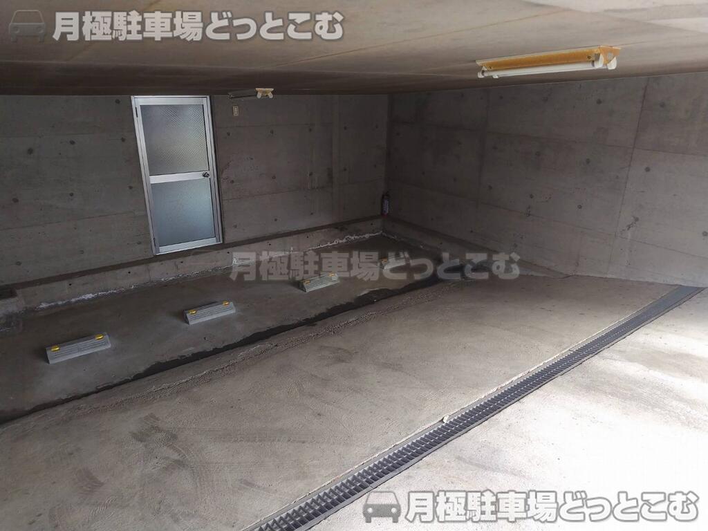 練馬区関町北2-8-4の月極駐車場2