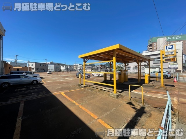 大仙市大曲黒瀬町565の月極駐車場3