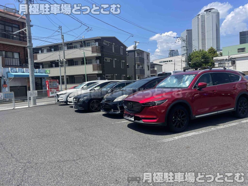 名古屋市中村区太閤1-1502番2の月極駐車場5