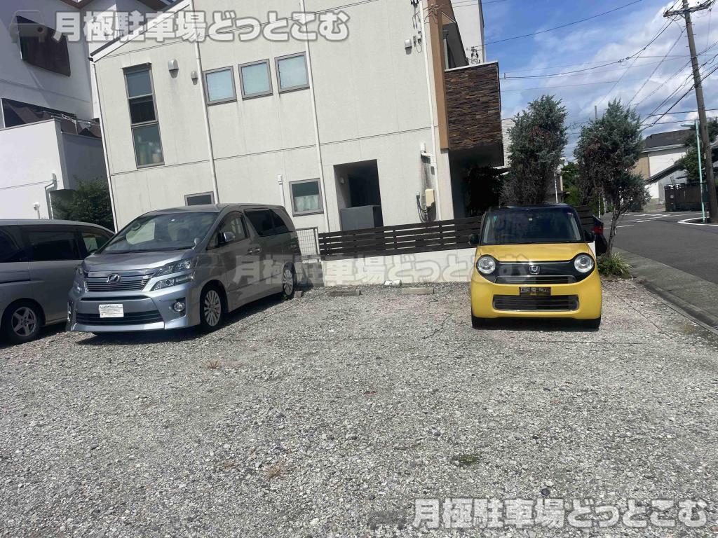 名古屋市中村区城屋敷町4丁目45番の月極駐車場3