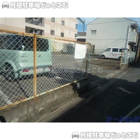 静岡市葵区南安倍1丁目7-8の月極駐車場2