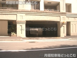 横浜市港北区新横浜1丁目17-2の月極駐車場2