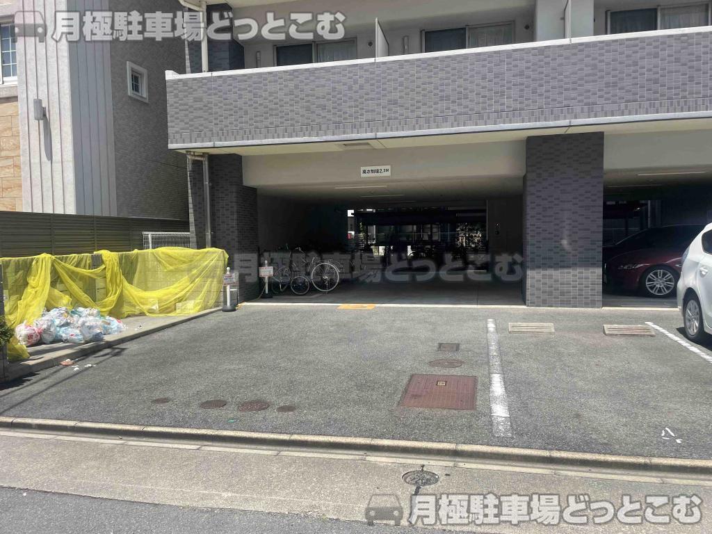 名古屋市中村区名駅南3-12の月極駐車場2