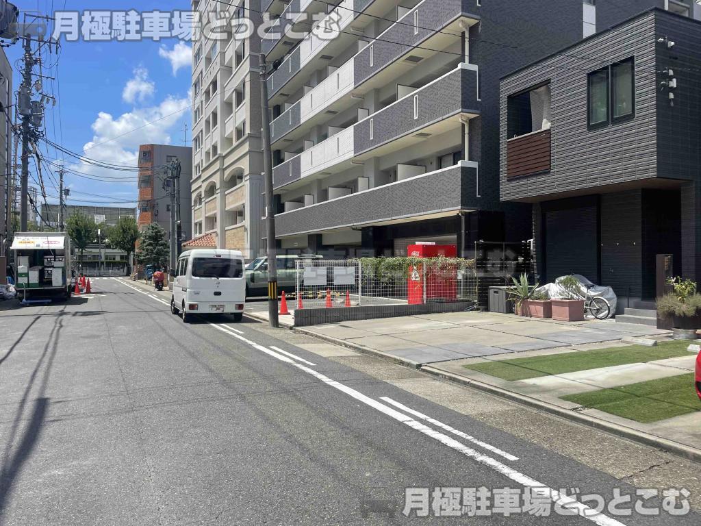 名古屋市中村区名駅南3-12の月極駐車場5