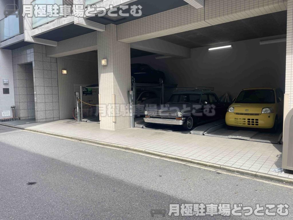 名古屋市中村区太閤通4の月極駐車場5