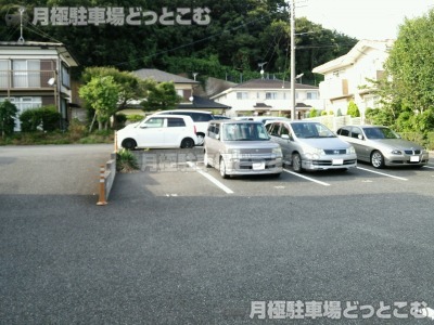 横浜市港北区新吉田東1-10-の月極駐車場1