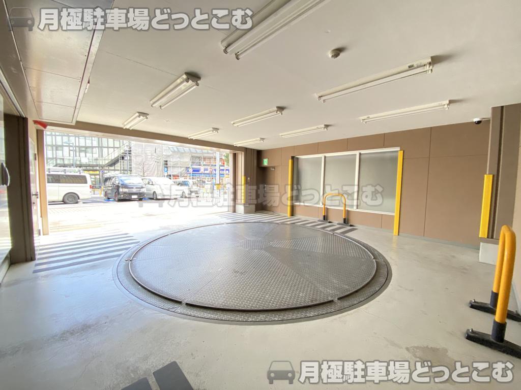 郡山市駅前1-1-17の月極駐車場2