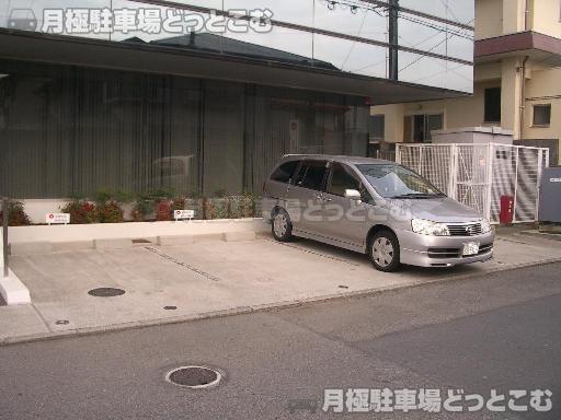 横須賀市追浜東町3-54-1の月極駐車場3