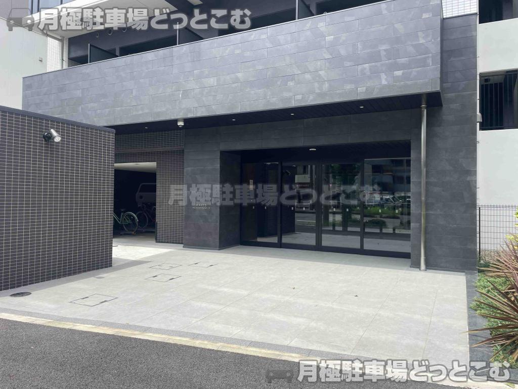 名古屋市中村区名駅南3-11-18の月極駐車場1