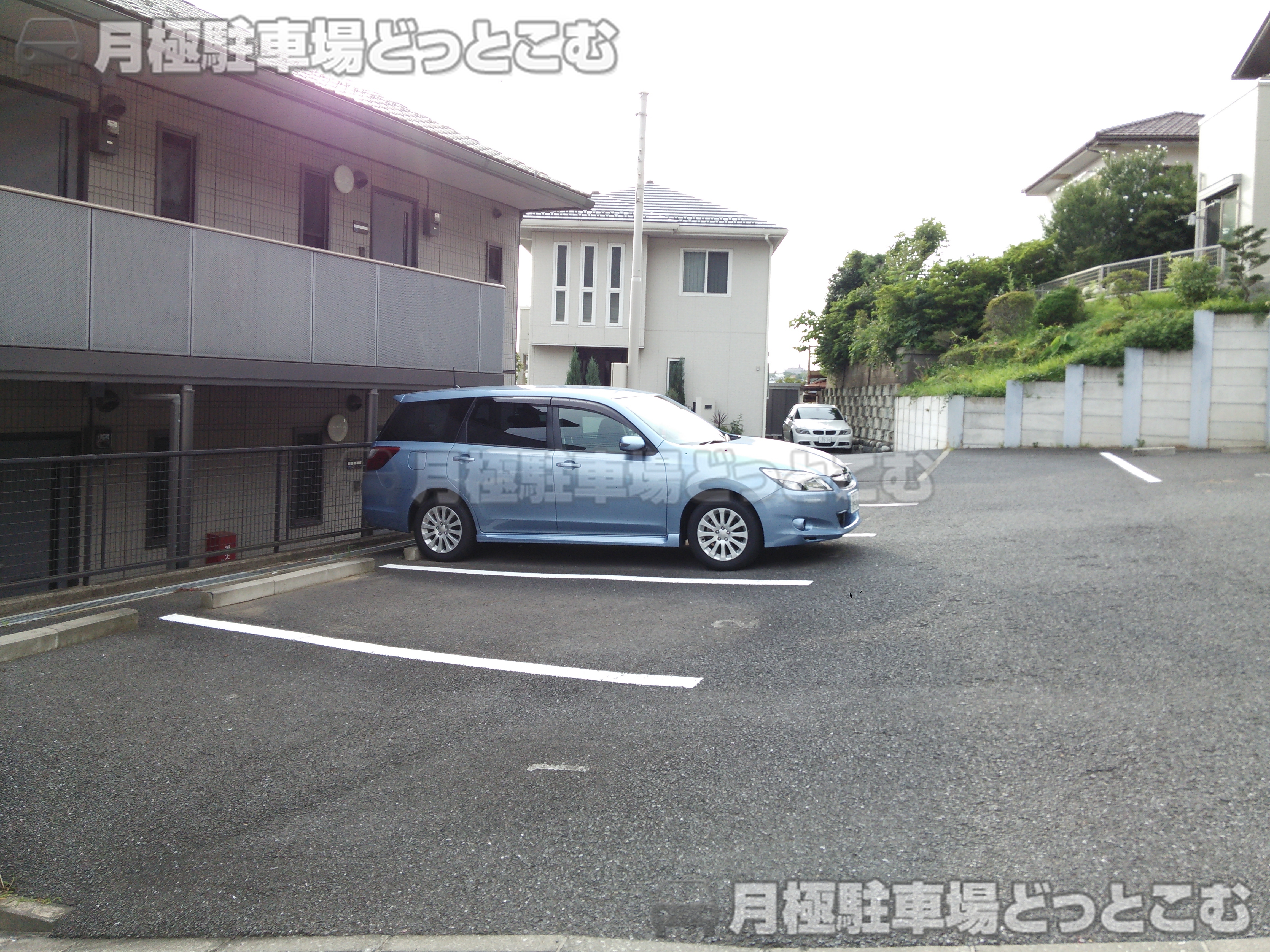 横浜市栄区長沼町161-1の月極駐車場1