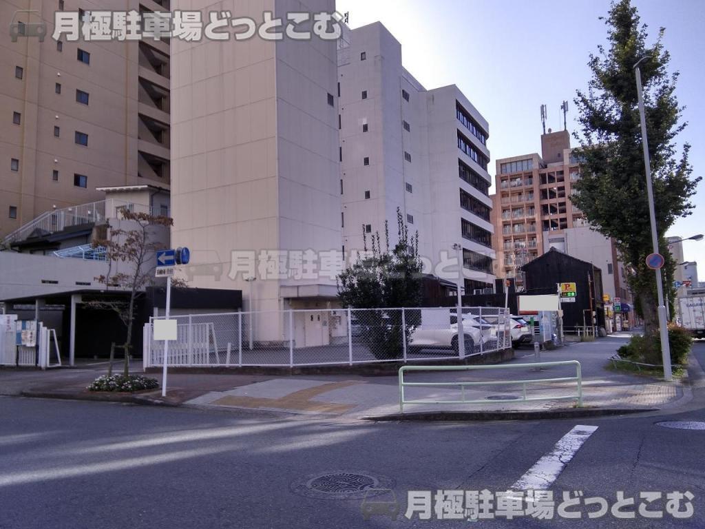 名古屋市中区丸の内1丁目1006-2の月極駐車場9