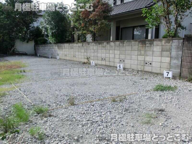 前橋市総社町植野645-2の月極駐車場2